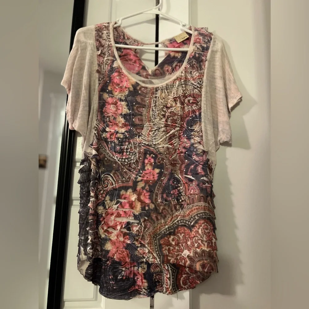 Buckle Daytrip Floral Sequin Top Vintage Rose Graphic Tee Medium M - Picture 2 of 11